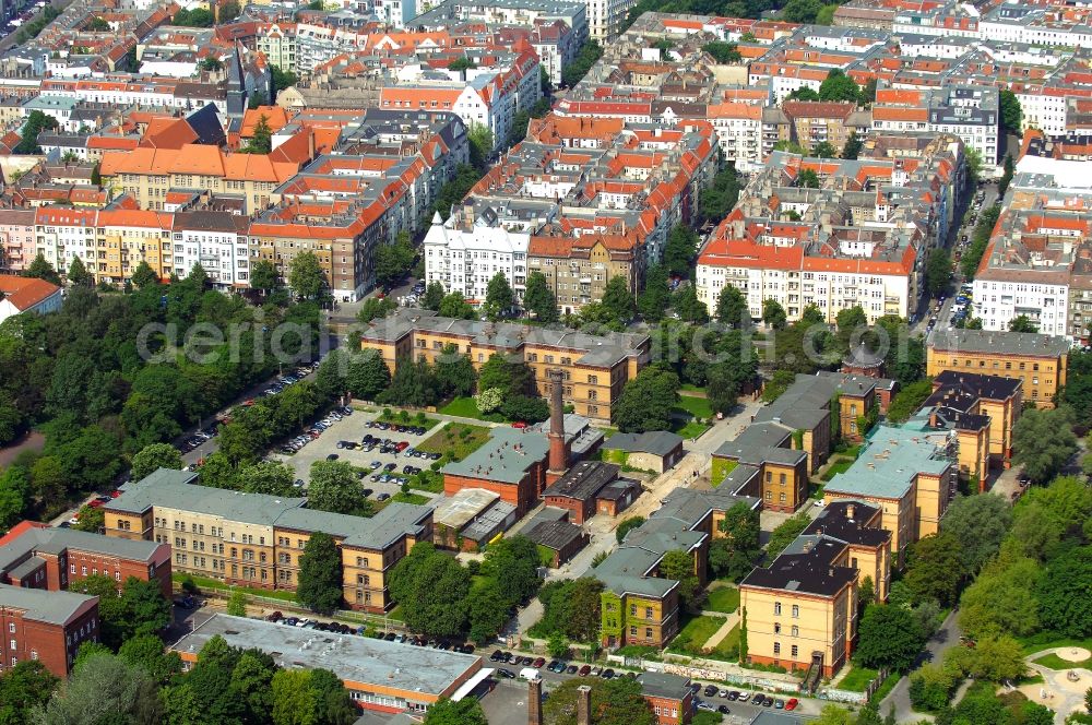 Aerial image Berlin - View of the local puplic office in the Fröbelstraße in Prenzlauer Berg in Berlin