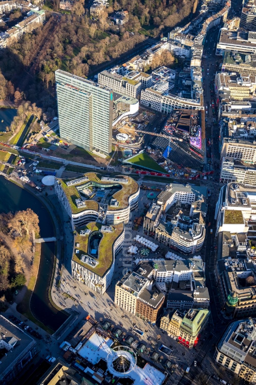 Düsseldorf from above - Construction of retail and office property Koe-Bogen in Dusseldorf in North Rhine-Westphalia