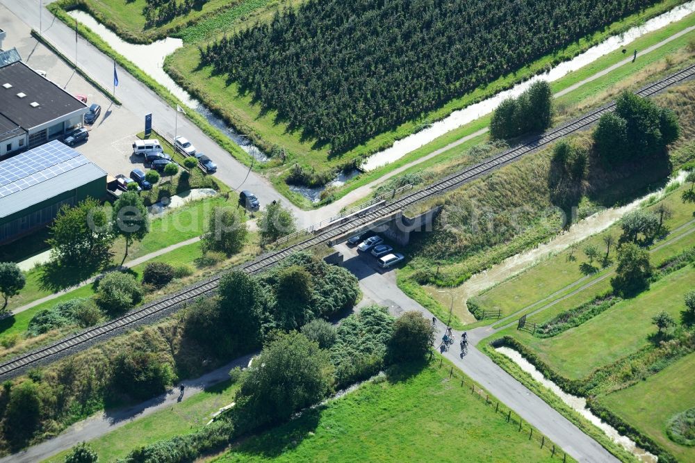 Aerial image Hamburg - Railway viaduct over the Koeterdamm road in Hamburg-Finkenwerder. A project of the Hamburg Port Authority HPA