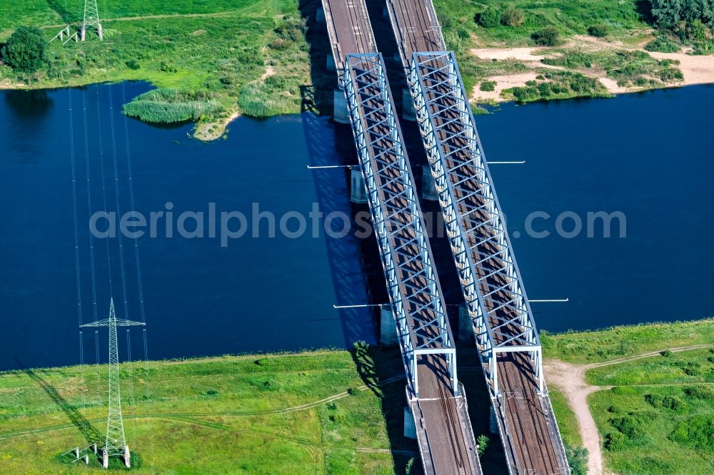 Aerial photograph Hämerten - Railway bridge structure for routing the railway tracks to cross the Elbe in Haemerten in the state Saxony-Anhalt, Germany