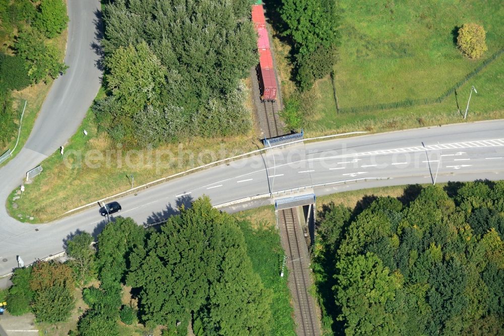 Hamburg from the bird's eye view: Railroad Overpass Moorburger Elbdeich in Hamburg-Morrburg. A project of the Hamburg Port Authority HPA