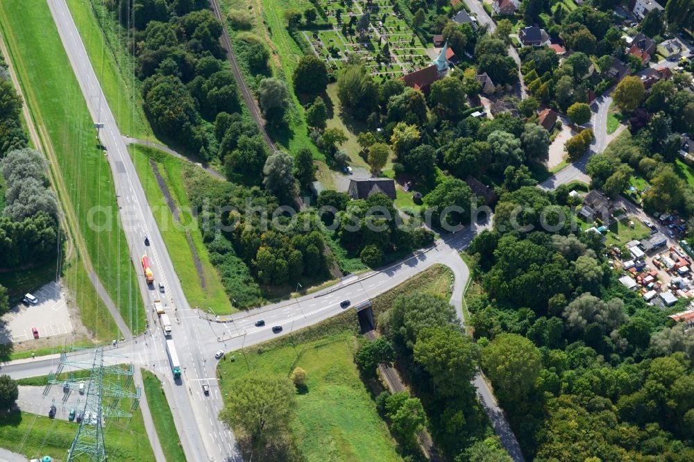 Hamburg from above - Railroad Overpass and junction Moorburger Elbdeich corner Kattwykdamm in Hamburg-Morrburg