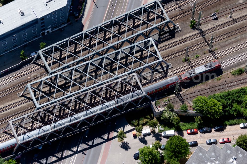 Bremen from above - Railway bridge building to route the train tracks Schwachhauser Heerstrasse on Central Station Bremen in Bremen, Germany