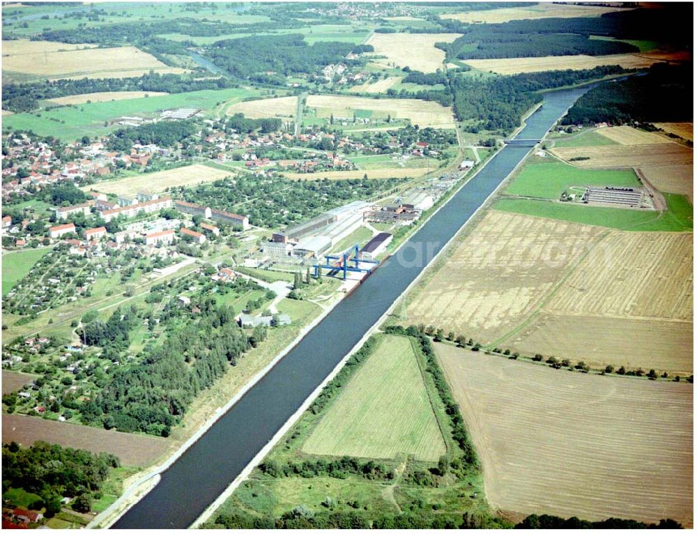 Aerial image Parey - 30.7.2004, Blick auf den Elbe-Havel Kanal nahe Parey