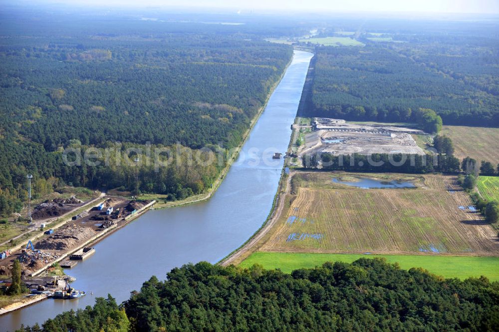 Genthin from the bird's eye view: Streckenausbau Elbe-Havel-Kanal bei Genthin in Sachsen-Anhalt. Ein Projekt des WSV, Wasser- und Schifffahrtsverwaltung des Bundes. Extension of the waterway line Elbe-Havel-Canal close by Genthin, Saxony-Anhalt.