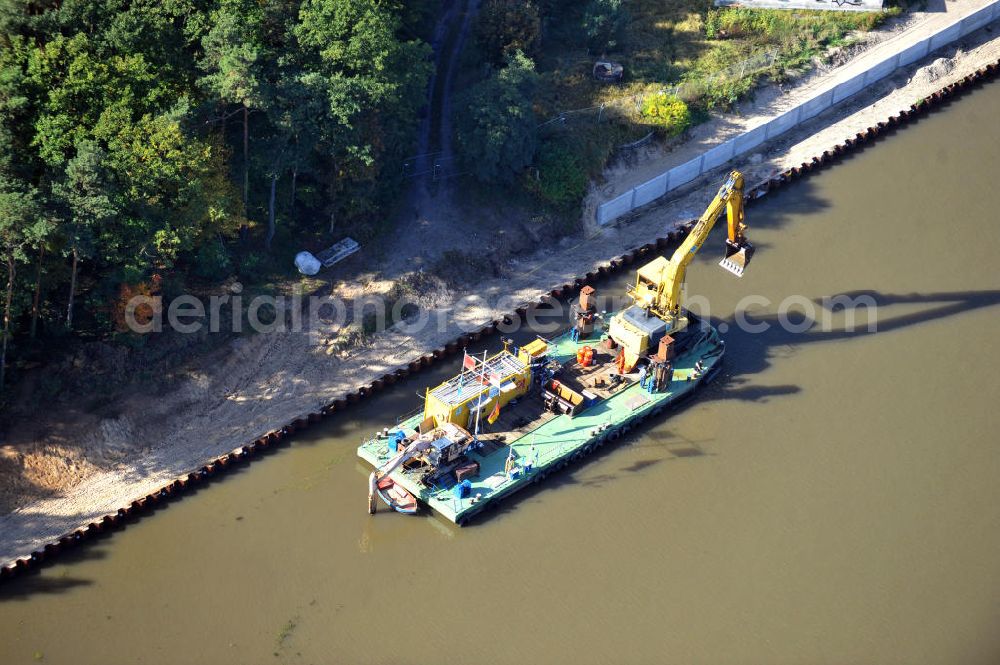 Aerial photograph Genthin - Streckenausbau Elbe-Havel-Kanal bei Genthin in Sachsen-Anhalt. Ein Projekt des WSV, Wasser- und Schifffahrtsverwaltung des Bundes. Extension of the waterway line Elbe-Havel-Canal close by Genthin, Saxony-Anhalt.