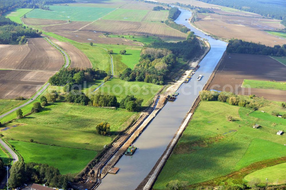 Aerial photograph Genthin - Streckenausbau Elbe-Havel-Kanal bei Genthin in Sachsen-Anhalt. Ein Projekt des WSV, Wasser- und Schifffahrtsverwaltung des Bundes. Extension of the waterway line Elbe-Havel-Canal close by Genthin, Saxony-Anhalt.