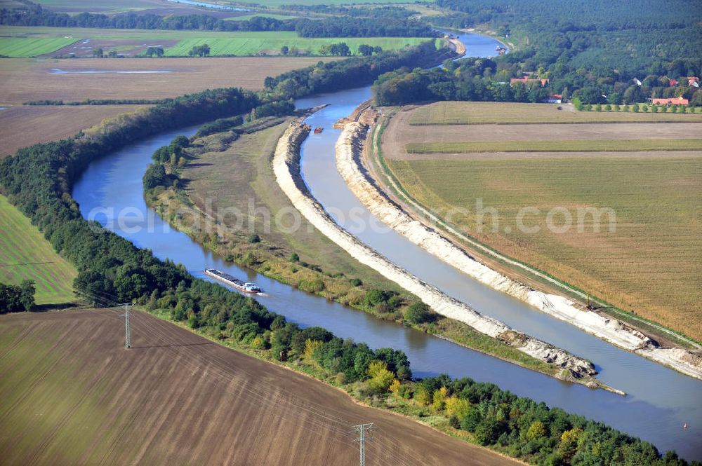 Aerial image Genthin - Streckenausbau Elbe-Havel-Kanal zwischen Genthin und Seedorf in Sachsen-Anhalt. Ein Projekt des WSV, Wasser- und Schifffahrtsverwaltung des Bundes. Extension of the waterway line Elbe-Havel-Canal among Genthin and Seedorf, Saxony-Anhalt.