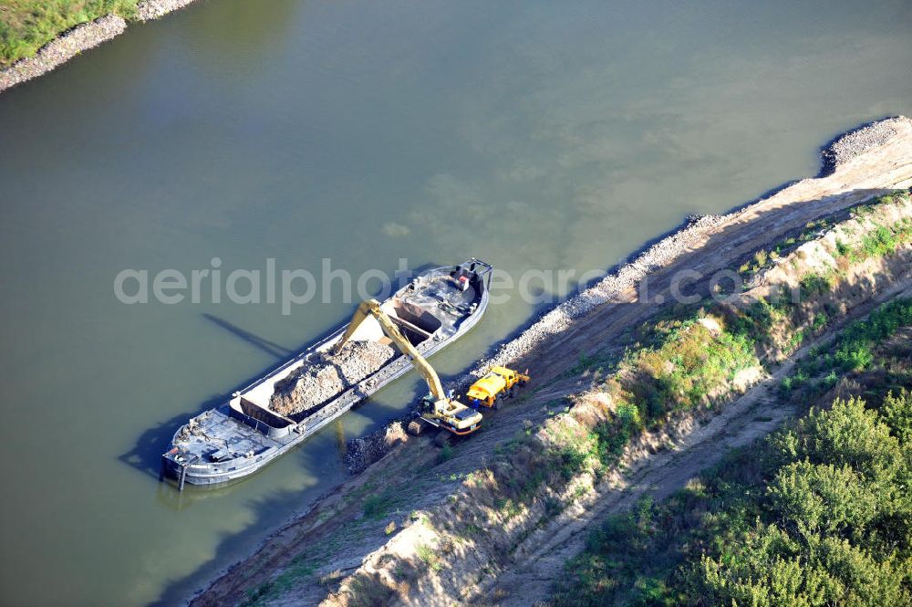 Aerial photograph Genthin - Streckenausbau Elbe-Havel-Kanal zwischen Genthin und Seedorf in Sachsen-Anhalt. Ein Projekt des WSV, Wasser- und Schifffahrtsverwaltung des Bundes. Extension of the waterway line Elbe-Havel-Canal among Genthin and Seedorf, Saxony-Anhalt.