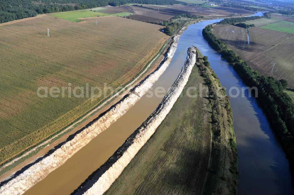 Aerial image Genthin - Streckenausbau Elbe-Havel-Kanal zwischen Genthin und Seedorf in Sachsen-Anhalt. Ein Projekt des WSV, Wasser- und Schifffahrtsverwaltung des Bundes. Extension of the waterway line Elbe-Havel-Canal among Genthin and Seedorf, Saxony-Anhalt.