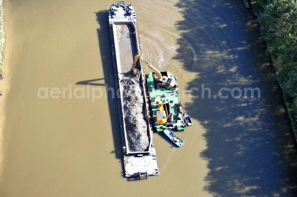 Genthin from the bird's eye view: Streckenausbau Elbe-Havel-Kanal zwischen Genthin und Seedorf in Sachsen-Anhalt. Ein Projekt des WSV, Wasser- und Schifffahrtsverwaltung des Bundes. Extension of the waterway line Elbe-Havel-Canal among Genthin and Seedorf, Saxony-Anhalt.