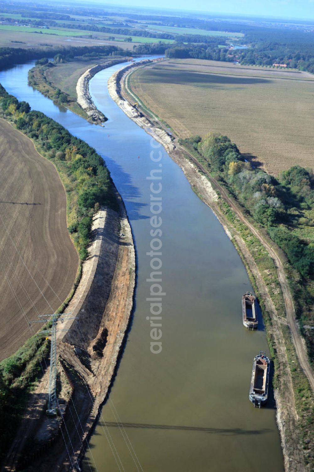 Aerial photograph Genthin - Streckenausbau Elbe-Havel-Kanal zwischen Genthin und Seedorf in Sachsen-Anhalt. Ein Projekt des WSV, Wasser- und Schifffahrtsverwaltung des Bundes. Extension of the waterway line Elbe-Havel-Canal among Genthin and Seedorf, Saxony-Anhalt.