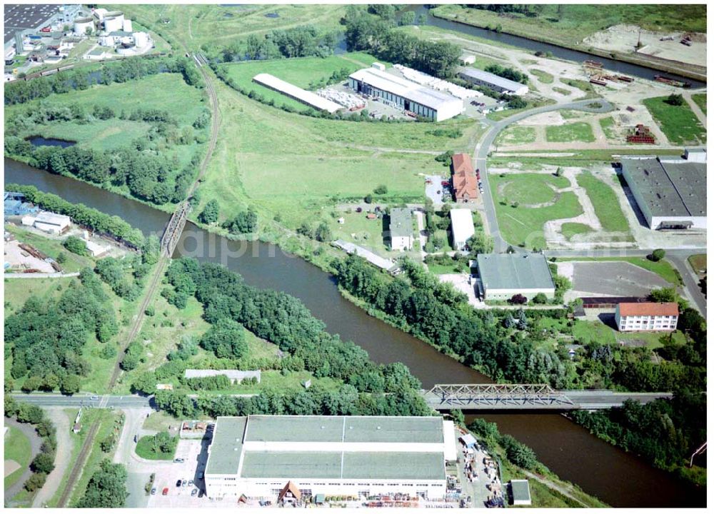 Genthin from above - 30.07.2004, Blick auf den Elbe - Havel Kanal in Genthin