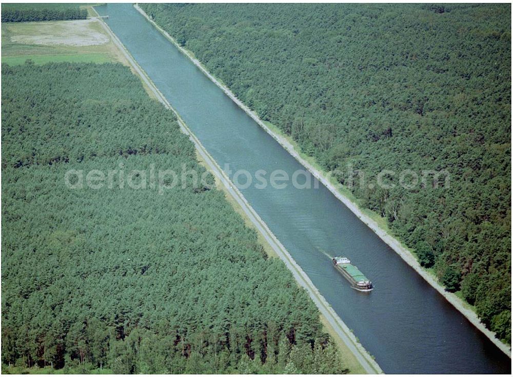 Genthin from above - 30.07.2004, Blick auf den Elbe - Havel Kanal in Genthin