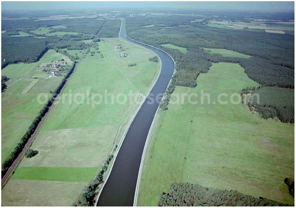 Aerial photograph Genthin - 30.7.2004, Elbe - Havelkanal östlich von Genthin