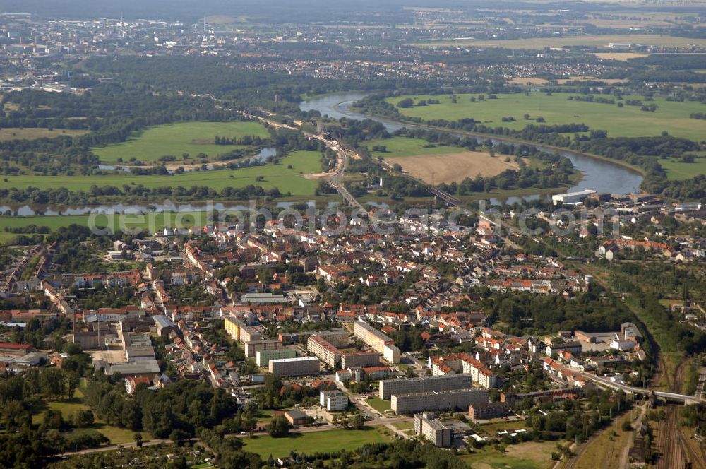 Dessau-Roßlau from the bird's eye view: Blick auf verschiedene Brückenbauwerke an der Baustelle zum Ausbau der B184 zwischen Dessau und Roßlau in Sachsen-Anhalt. Auf dem Bild ist die Elbebrücke Roßlau zu sehen, zwei Brückenbauwerke über die Elbe bei Roßlau. Die B184 wird aufgrund des gestiegenen Verkehrsaufkommens zwischen 2006 und 2009 als vierstreifige Bundesstraße (RQ 20) über den Verlauf der Elbe hinweg ausgebaut. Bauherr ist der Landesbetrieb Bau Sachsen-Anhalt, die Projektleitung liegt bei SCHÜßLER - PLAN Berlin. K?????????????????????????????????????????????????????????????????????????????????????????????????????????????????????????