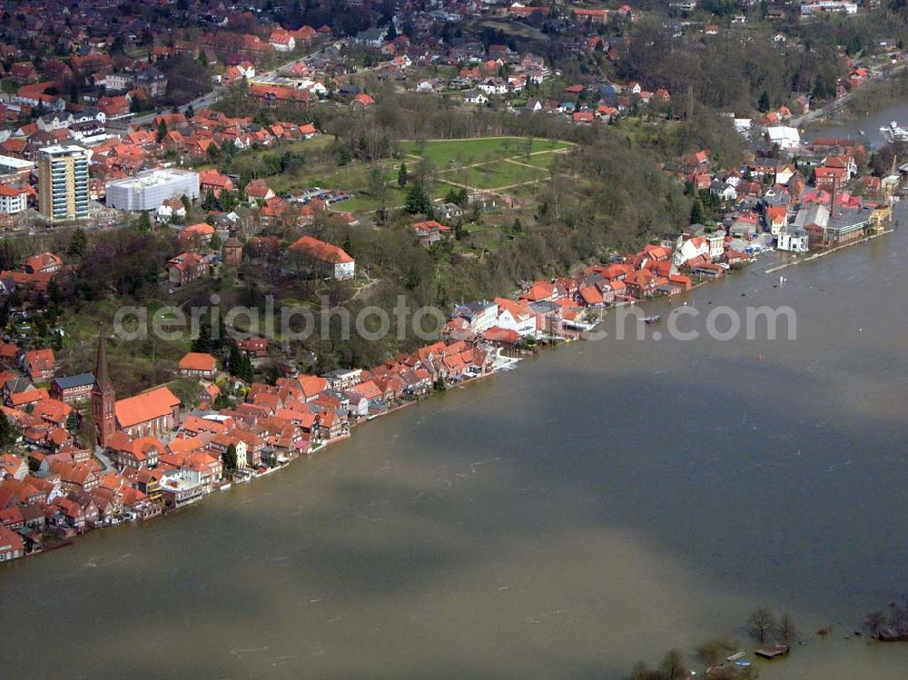 Lauenburg from above - 10.04.2006 Lauenburg; Hochwasser der Elbe in Lauenburg / Schleswig-Holstein.