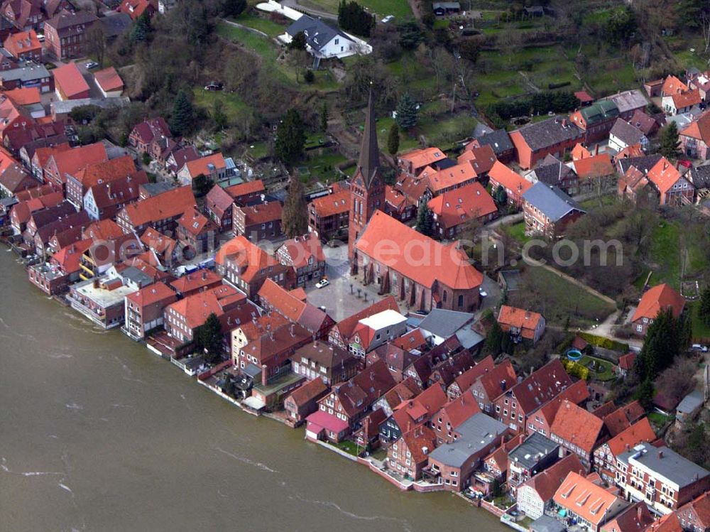 Aerial photograph Lauenburg - 10.04.2006 Lauenburg; Hochwasser der Elbe in Lauenburg / Schleswig-Holstein.