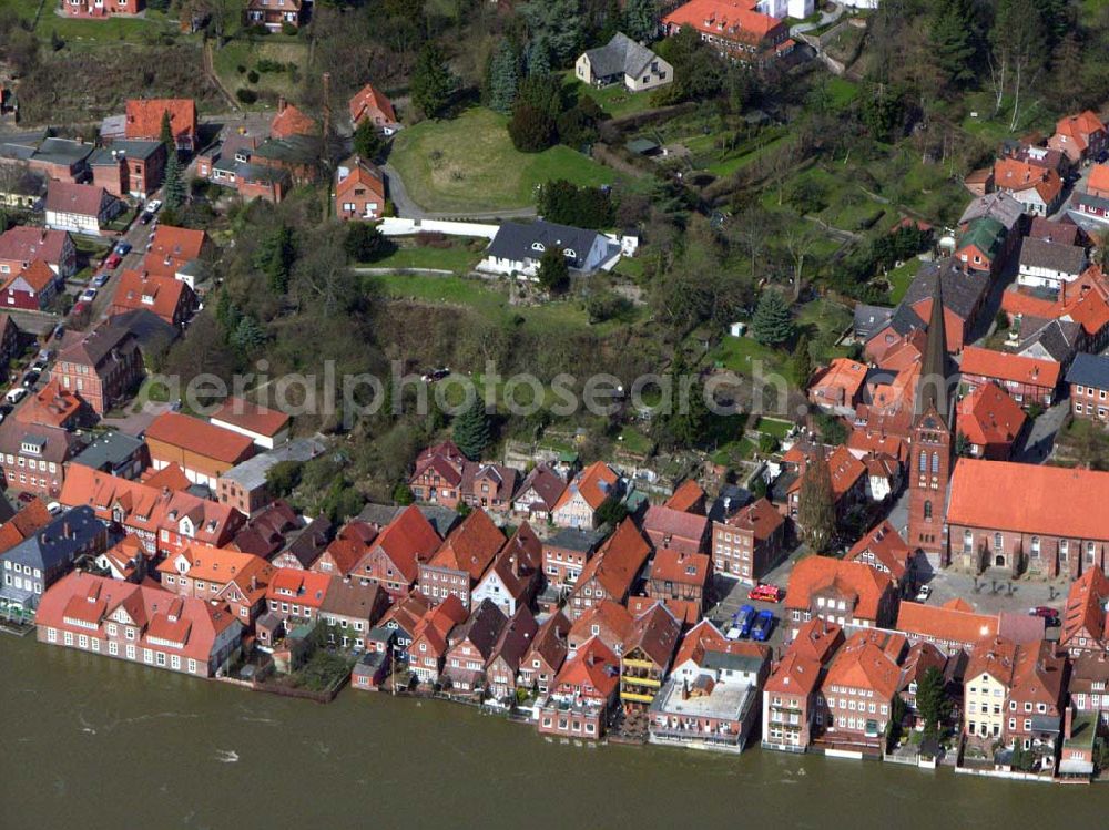 Lauenburg from above - 10.04.2006 Lauenburg; Hochwasser der Elbe in Lauenburg / Schleswig-Holstein.