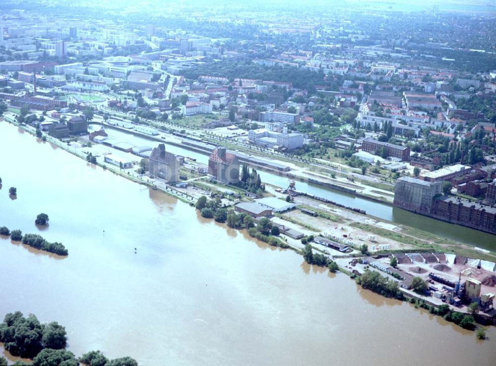 Magdeburg from above - 16.08.2002 Elbhochwasser in Magdeburg