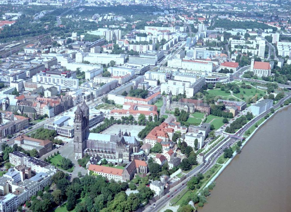 Aerial image Magdeburg - 16.08.2002 Elbhochwasser in Magdeburg