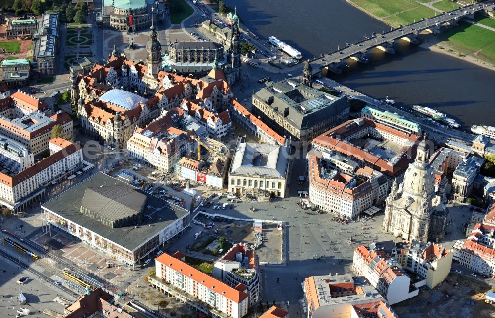 Dresden from the bird's eye view: View of the Neumarkt Dresden in the state Saxony