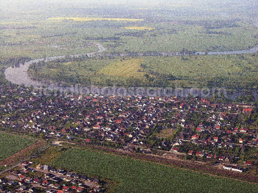 Elster an der Elbe from the bird's eye view: Elster an der Elbe mit Blick auf 06918 Elster an der Elbe in Sachsen-Anhalt