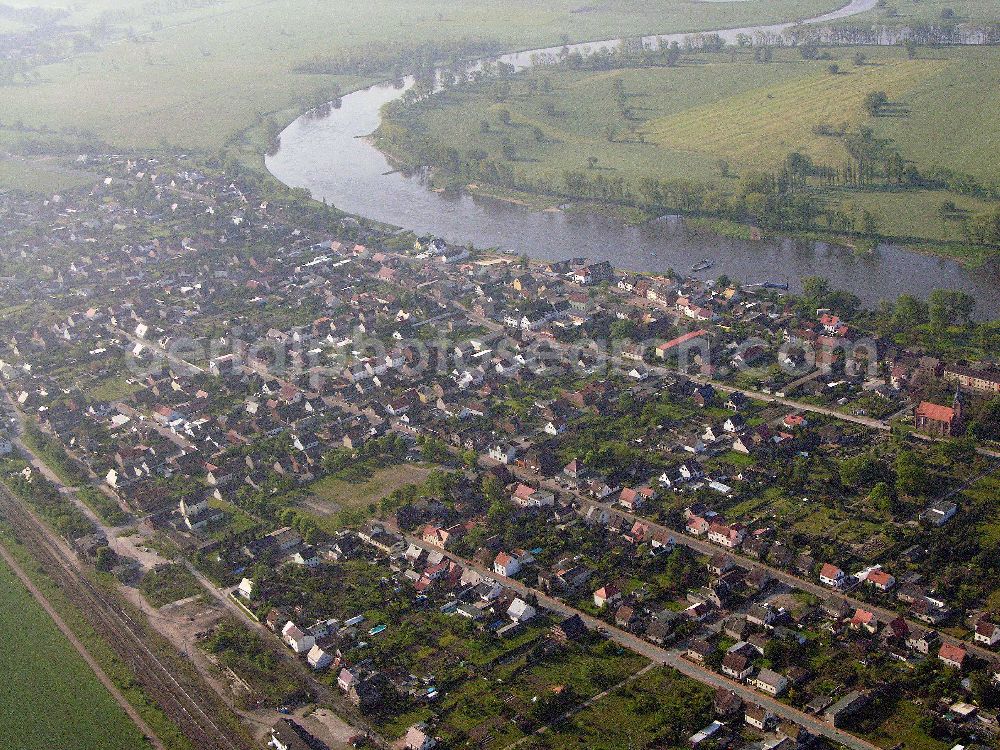 Aerial photograph Elster an der Elbe - Elster an der Elbe mit Blick auf 06918 Elster an der Elbe in Sachsen-Anhalt