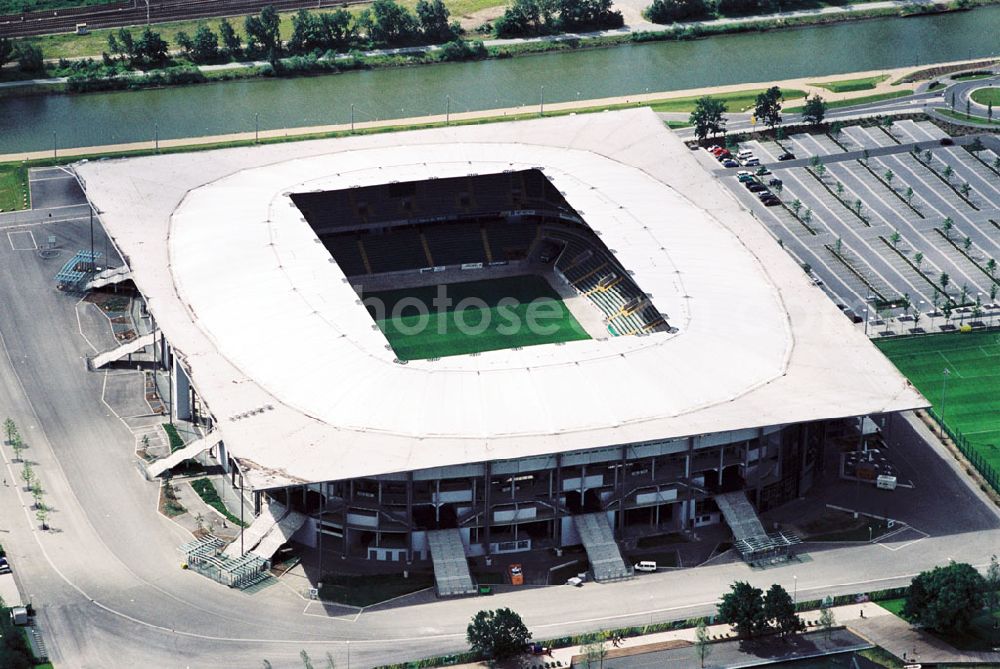 Aerial image Wolfsburg - 28.06.2004, Wolfsburg, Blick auf die Volkswagen Arena, Fussballstadion, Tel. 05361-89 03 0, Fax: 05361-89 03 150, Email: fussball@vfl-wolfsburg.de