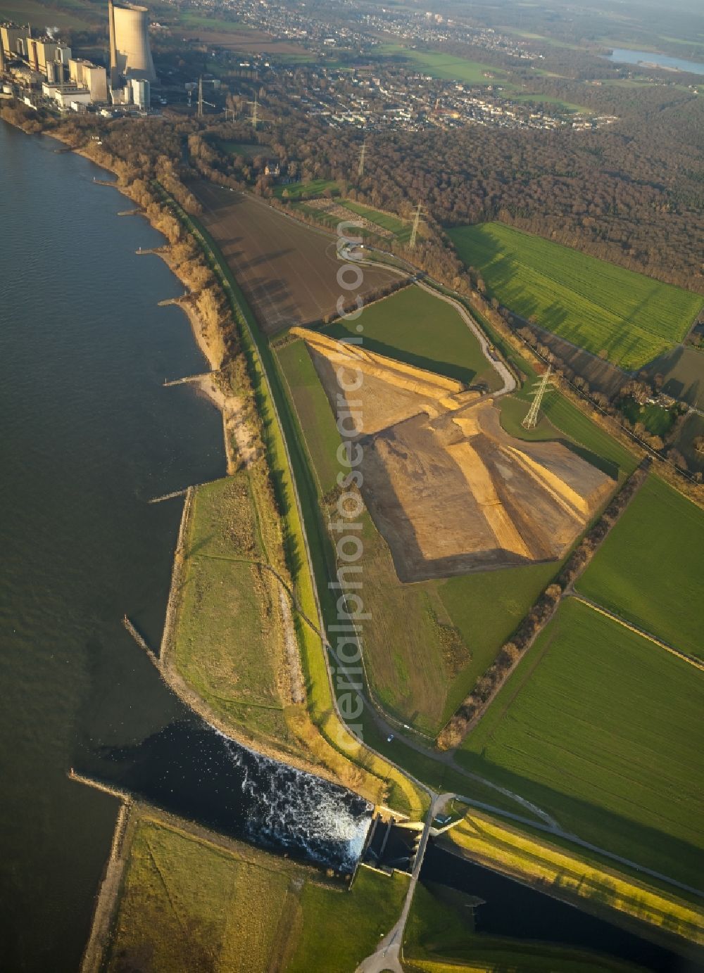 Aerial image Dinslaken - Emscher flows into the Rhine near Dinslaken in North Rhine-Westphalia