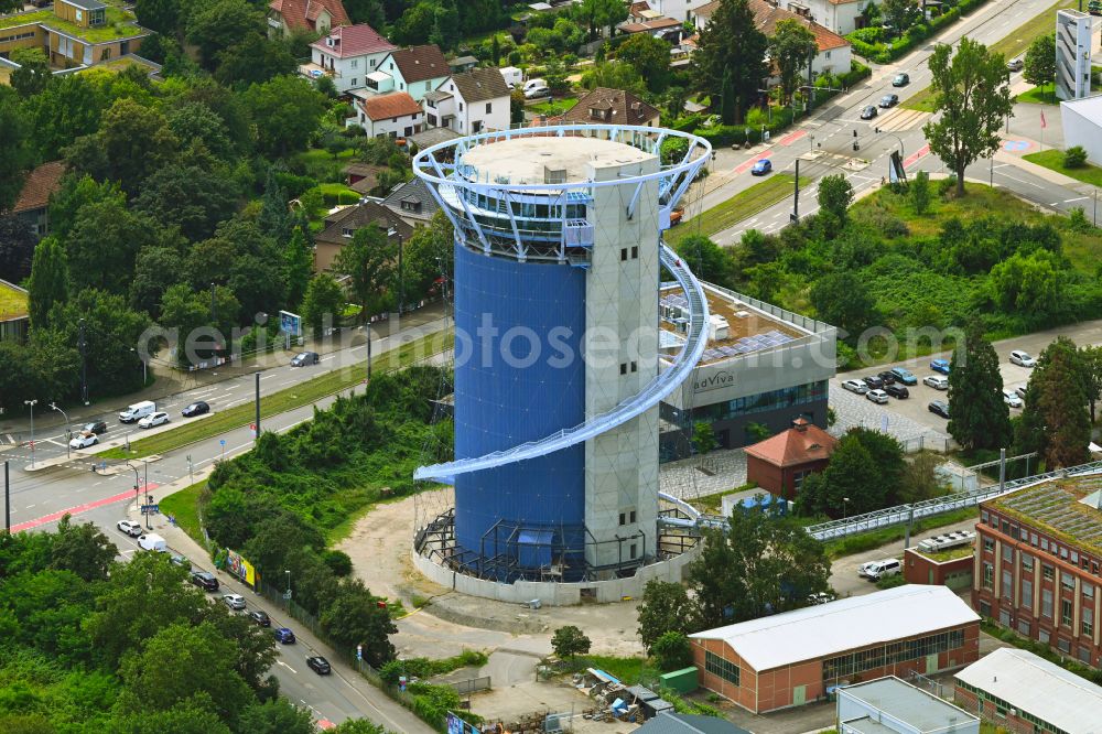 Aerial photograph Heidelberg - High tank structure of the energy and heat storage BLU facility Energie- and Zukunftsspeicher on street Eppelheimer Strasse in Heidelberg in the state Baden-Wuerttemberg, Germany