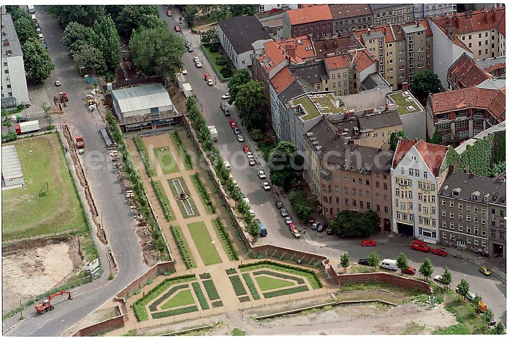 Aerial image Berlin / Kreuzberg - Engelbecken Mitte Kreuzberg 25.06.95