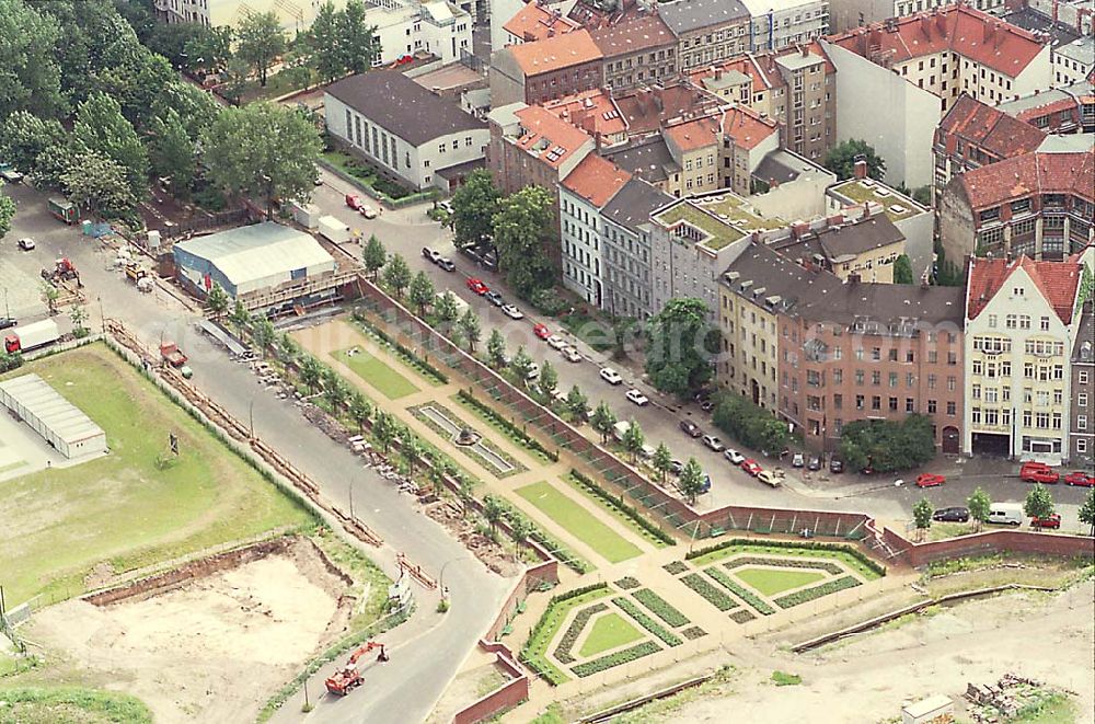 Aerial photograph Berlin / Kreuzberg - Engelbecken Mitte Kreuzberg 25.06.95