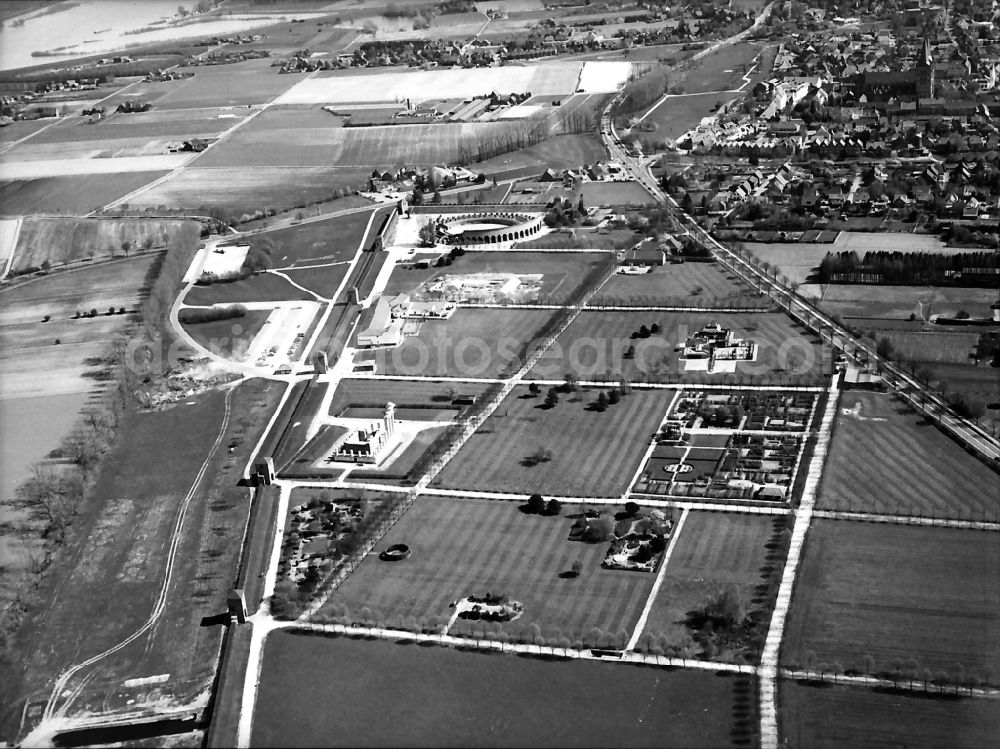 Xanten from above - Historical attraction of the ensemble of the amphitheater in Archaeologischer Park in Xanten in the state North Rhine-Westphalia, Germany