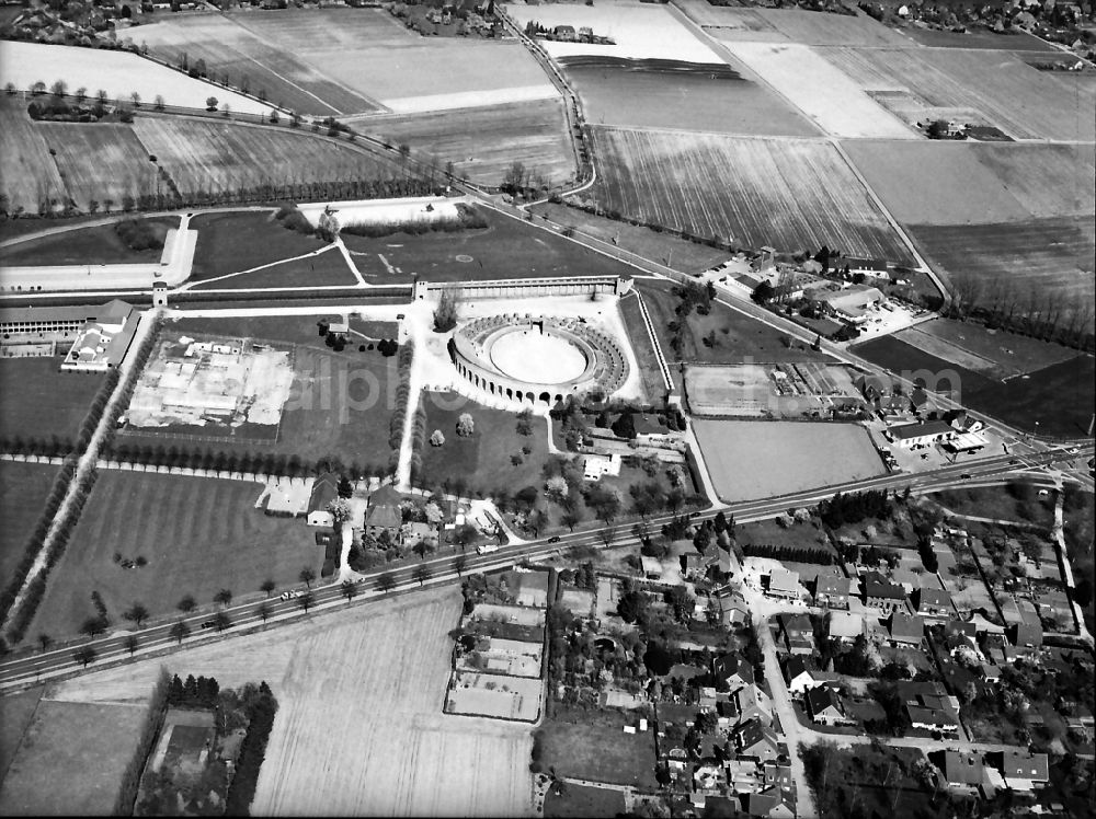 Xanten from above - Historical attraction of the ensemble of the amphitheater in Archaeologischer Park in Xanten in the state North Rhine-Westphalia, Germany