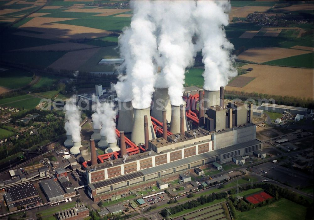 Aerial photograph NIEDERAUßEM - Ensemble of the RWE coal power plant in Neurath and Niederaussem in North Rhine-Westphalia