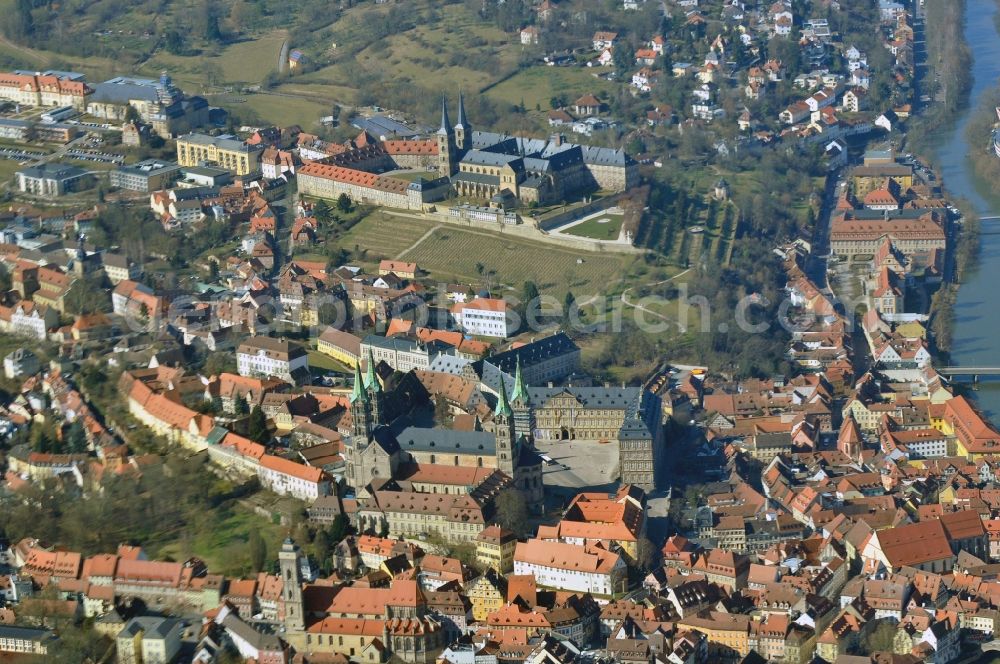 Aerial photograph Bamberg - Church Bamberger Dom and the Michel monastery mountain is a former Benedictine monastery in Bamberg in the state Bavaria