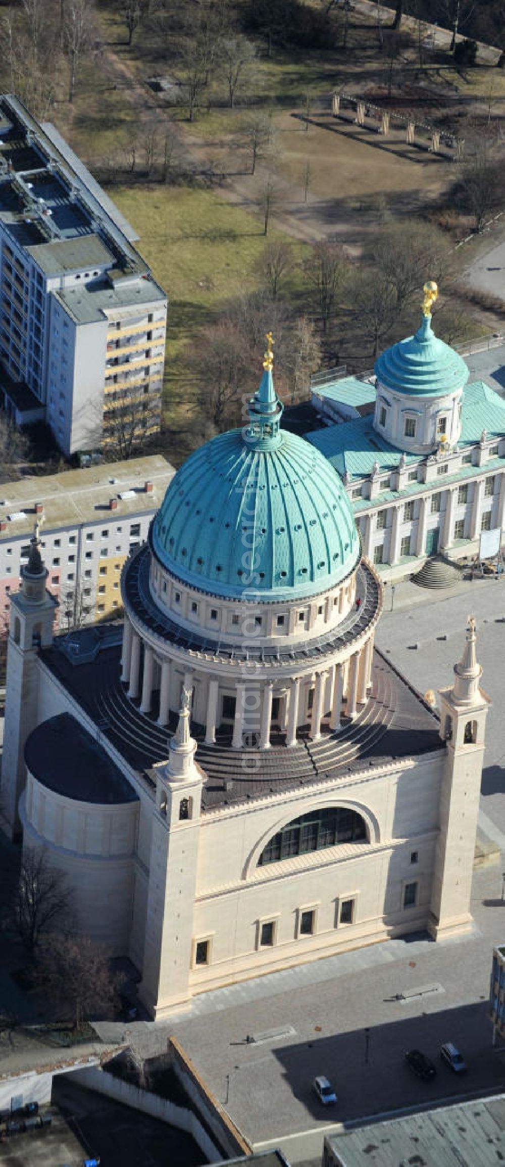 Aerial photograph Potsdam - View of the scaffolding St. Nikolai Church in Potsdam. The central building in the neoclassical style, was designed by the architect Karl Friedrich Schinkel and has been in restoration works since 2002