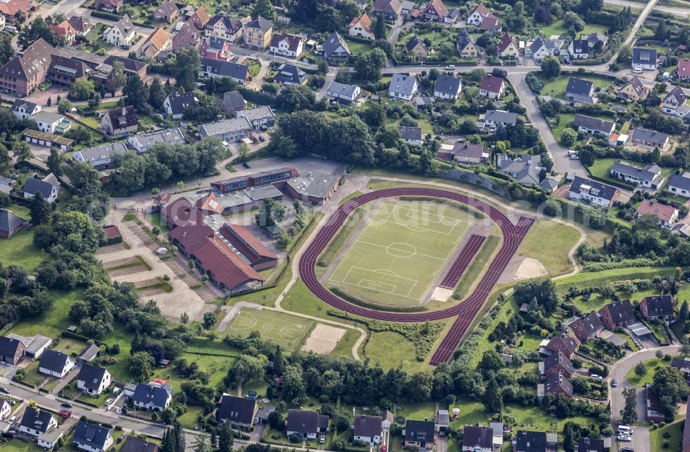 Eutin from the bird's eye view: Ensemble of sports grounds der Berufsschule Eutin in Eutin in the state Schleswig-Holstein