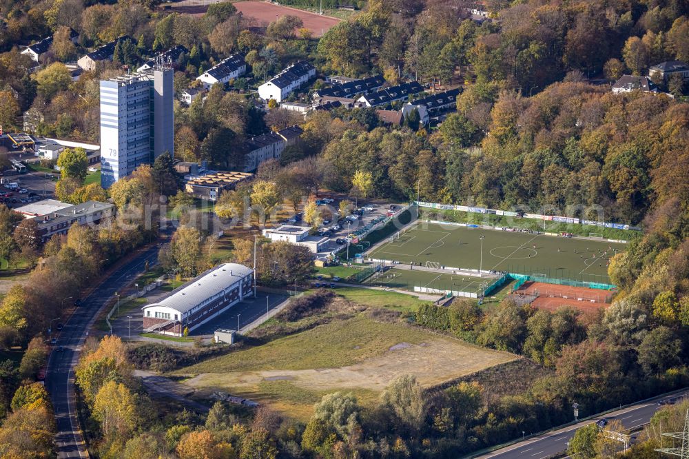 Hagen from the bird's eye view: Ensemble of sports grounds Bezirkssportanlage Emst in Hagen in the state North Rhine-Westphalia, Germany