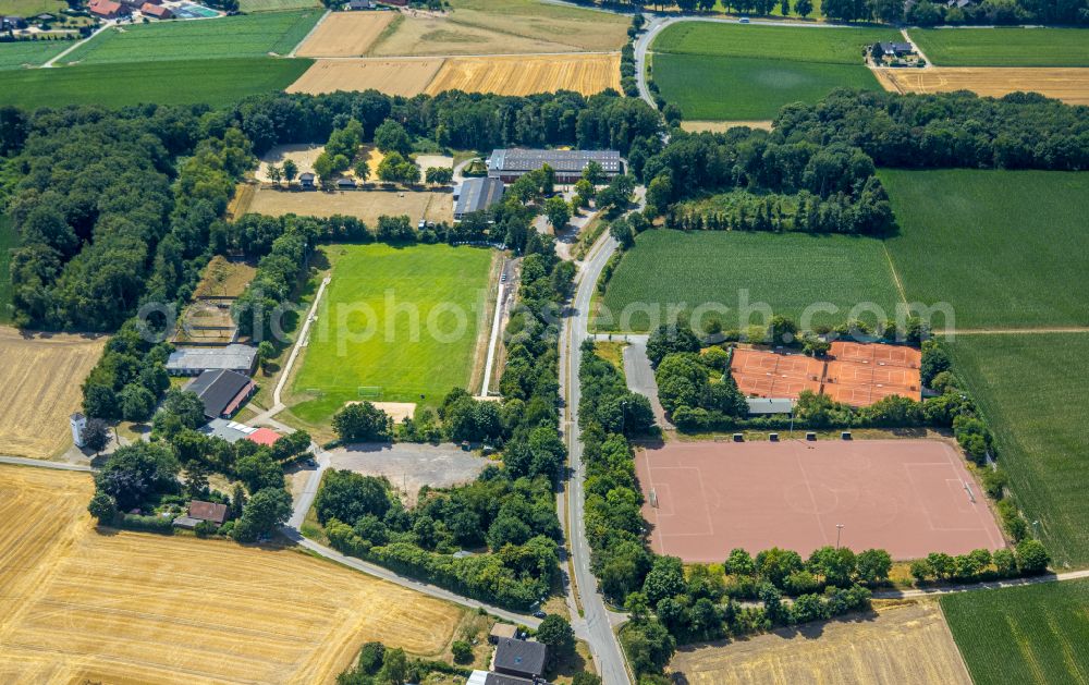 Aerial image Brünen - Ensemble of sports grounds on street Bergstrasse in Bruenen in the state North Rhine-Westphalia, Germany