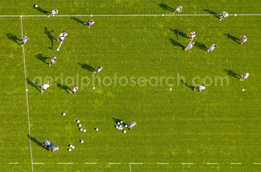 Dortmund from above - Ensemble of sports grounds of BVB Trainingszentrum on Adi-Preissler-Allee in the district Brackel in Dortmund at Ruhrgebiet in the state North Rhine-Westphalia, Germany