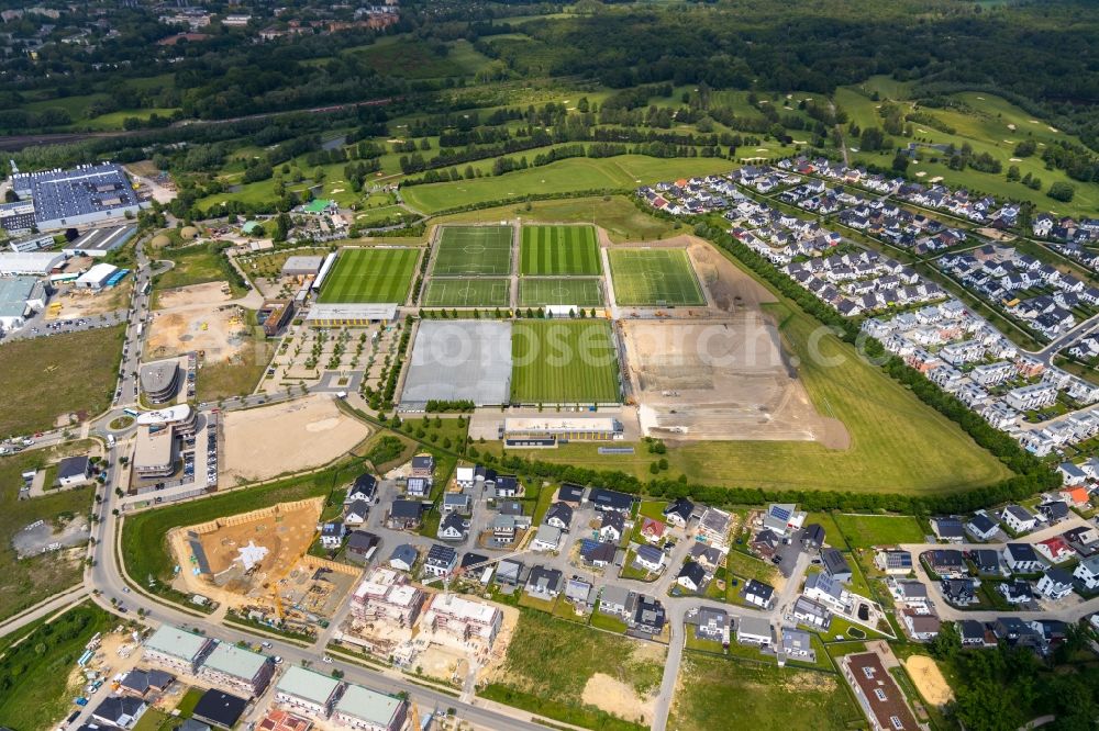 Dortmund from the bird's eye view: Ensemble of sports grounds of BVB Trainingszentrum on Adi-Preissler-Allee in the district Brackel in Dortmund in the state North Rhine-Westphalia, Germany