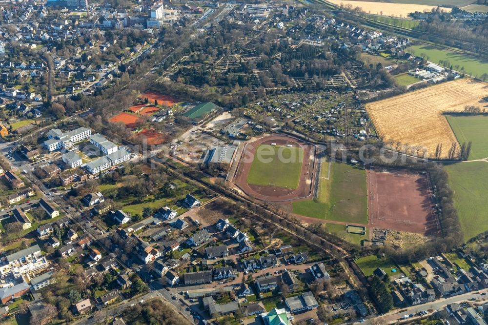 Aerial photograph Dinslaken - Ensemble of sports grounds in Dinslaken in the state North Rhine-Westphalia