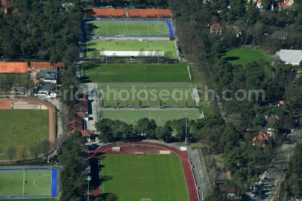 Berlin from above - Ensemble of sports grounds Ernst-Reuter-Sportfeld of Zehlendorfer Turn- und Sportverein 1888 e.V. and Fussball-Club Hertha 03 Zehlendorf e. V. in Berlin in Germany