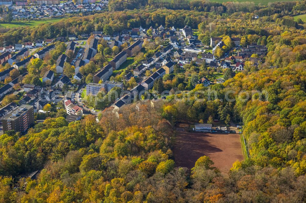 Aerial photograph Hagen - Ensemble of sports grounds Freiheitsplatz on street Schuelinghauser Strasse in Hagen at Ruhrgebiet in the state North Rhine-Westphalia, Germany