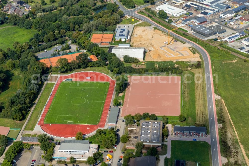 Aerial image Alpen - Ensemble of sports grounds on Fuerst-Bentheim-Strasse in Alpen in the state North Rhine-Westphalia, Germany