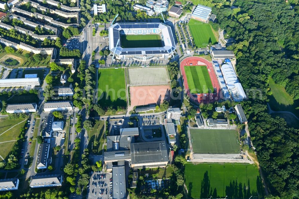 Aerial photograph Rostock - Ensemble of sports grounds Hansaviertel in Rostock in the state Mecklenburg - Western Pomerania, Germany