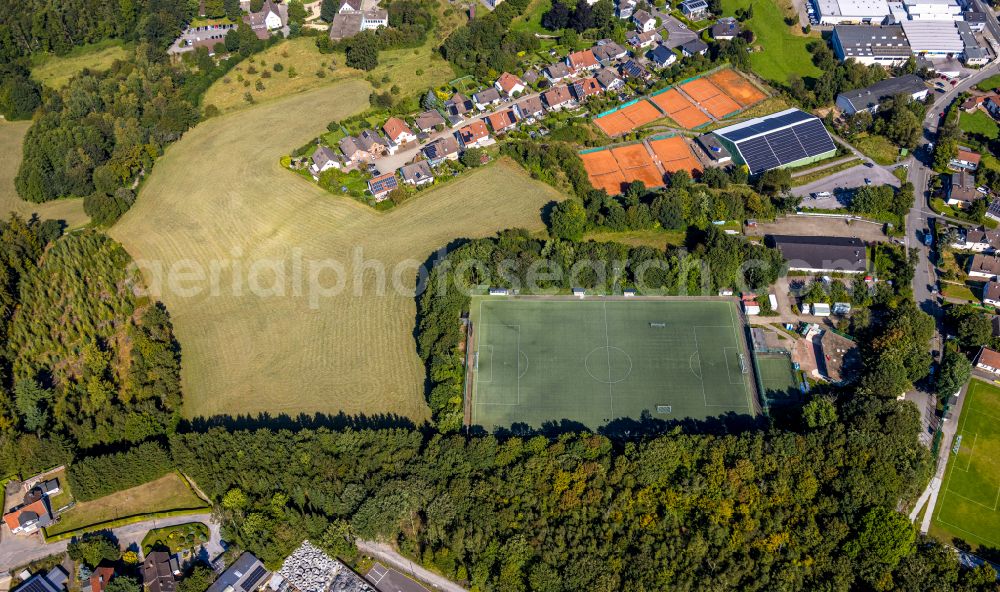 Ennepetal from the bird's eye view: Ensemble of sports grounds at the Helkenberger Weg in Ennepetal in the state North Rhine-Westphalia