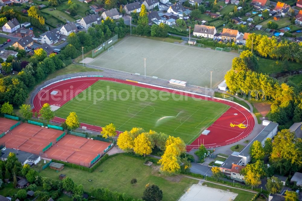 Aerial image Bergkamen - Ensemble of sports grounds Lessingstrasse in Bergkamen in the state North Rhine-Westphalia, Germany